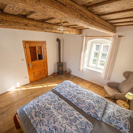 Stylovy Na Statku Apartment Trpin